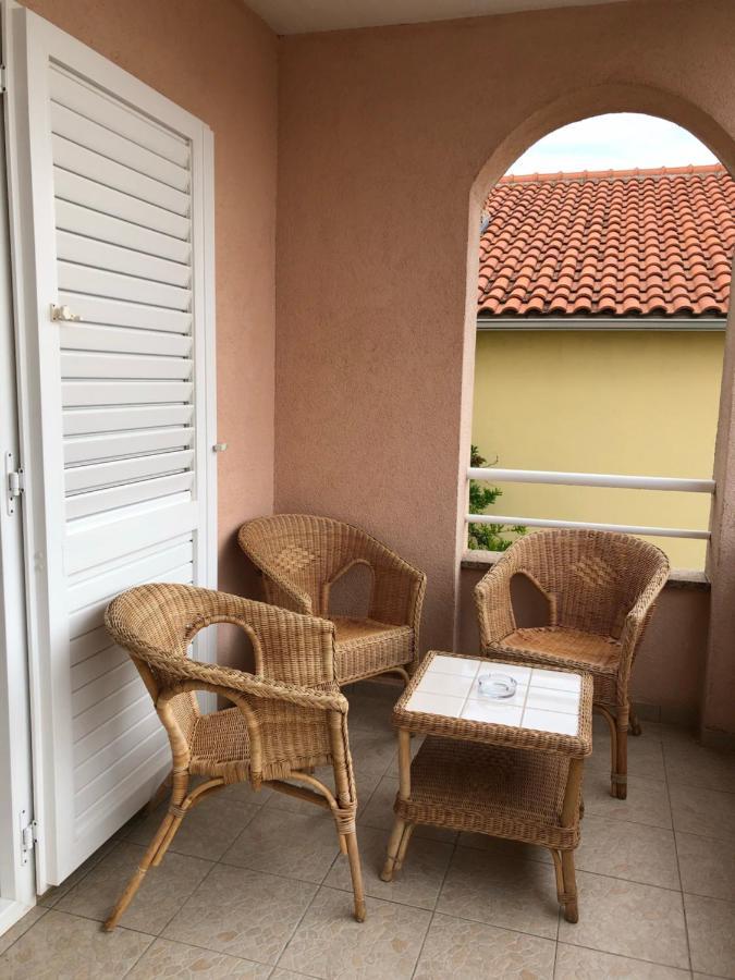 Apartments Irena Водице Экстерьер фото