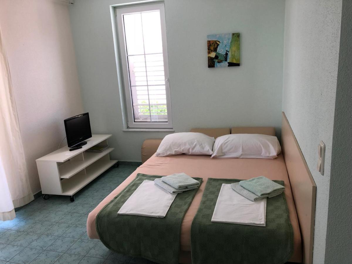 Apartments Irena Водице Экстерьер фото