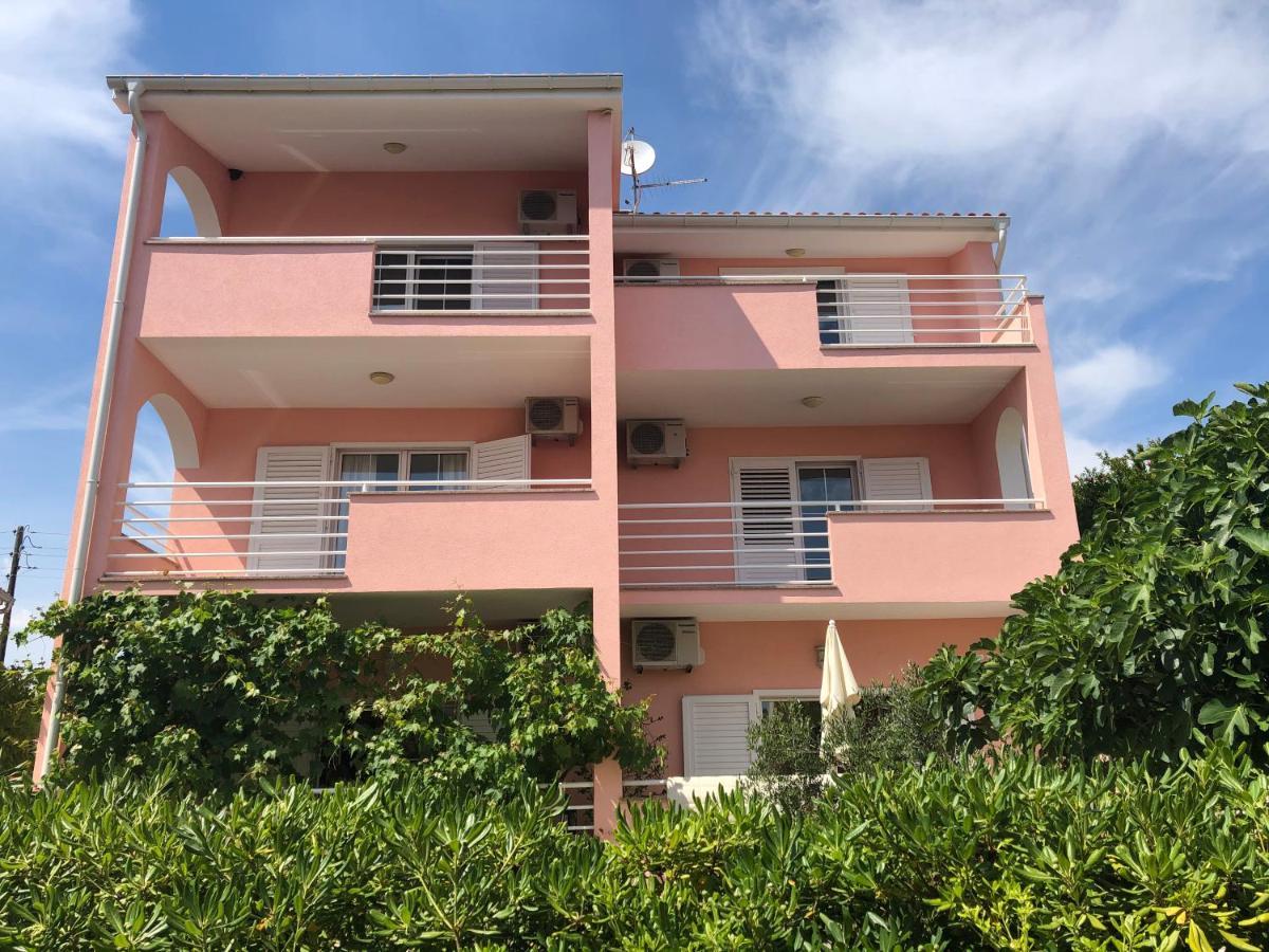 Apartments Irena Водице Экстерьер фото